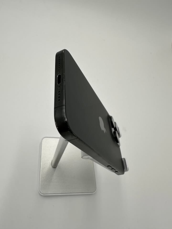 Preowned iPhone 15 Pro Max, Black